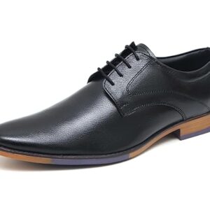 Black formal shoe